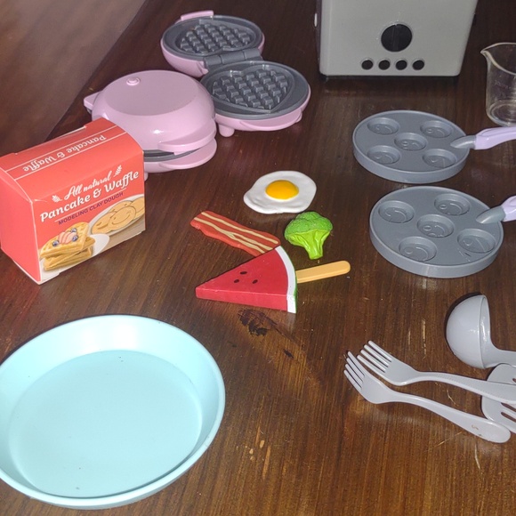Doll cooking and baking accessories - Picture 2 of 5